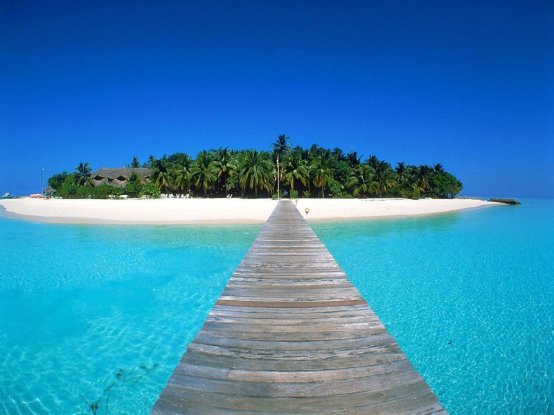 maldives_suitqaisdiaries-Custom.jpg